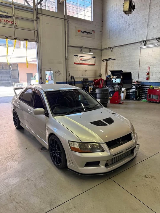 2001 Mitsubishi Lancer - Image 2 of 17