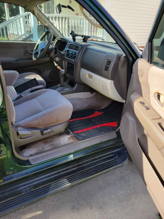 2001 Mitsubishi Pajero/Montero - Image 9 of 13