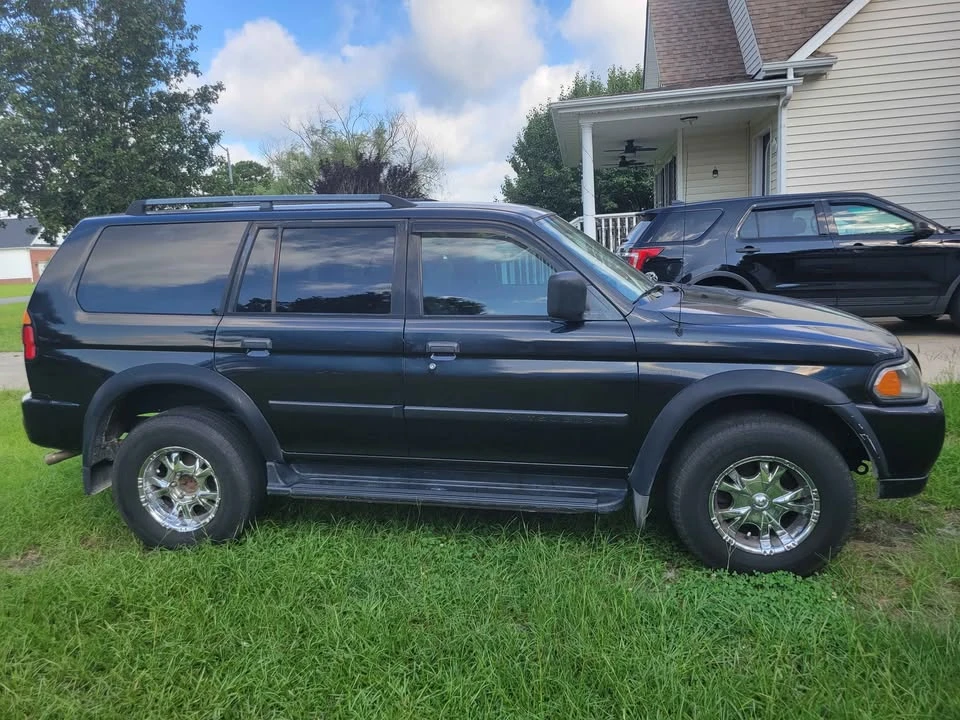 2001 Mitsubishi Pajero/Montero - Image 2 of 13