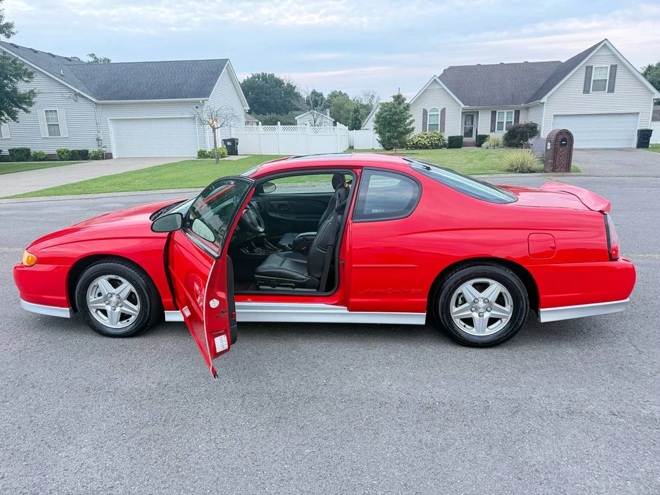2001 Chevrolet Monte Carlo 6th Gen - Image 17 of 18