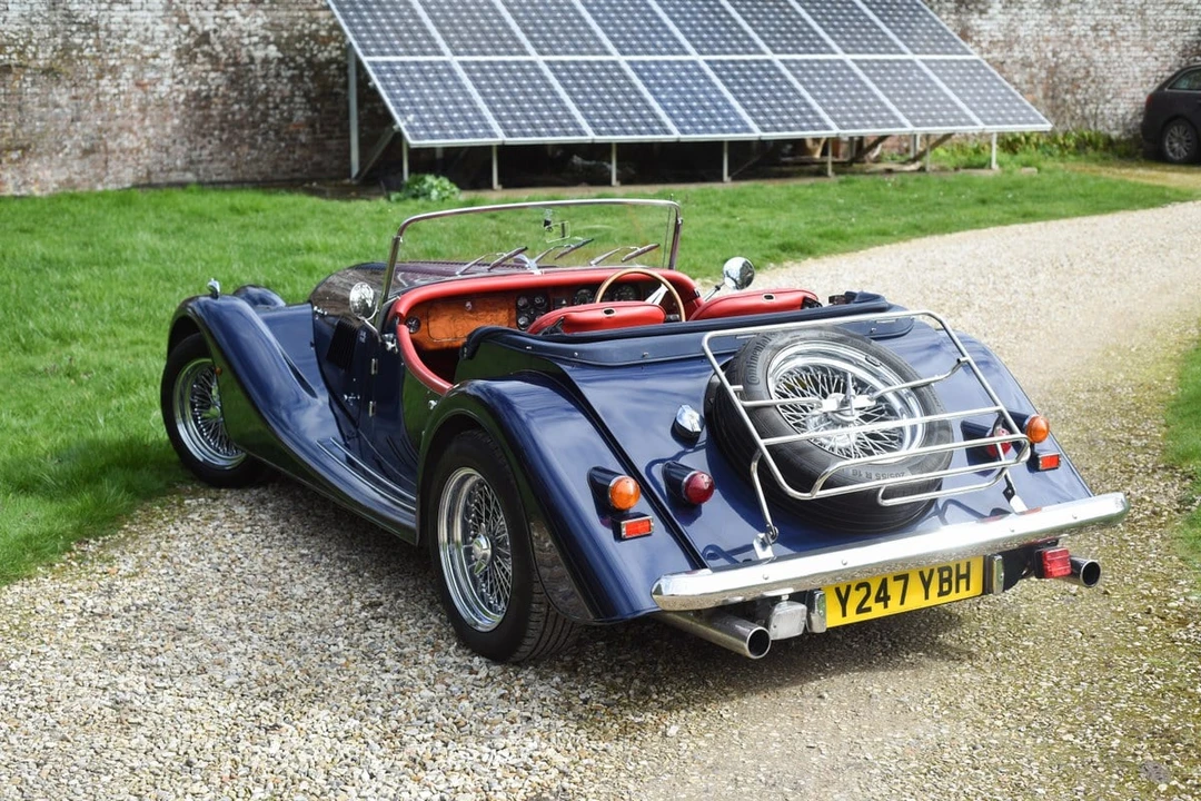 2001 Morgan Plus 8 - Image 9 of 30