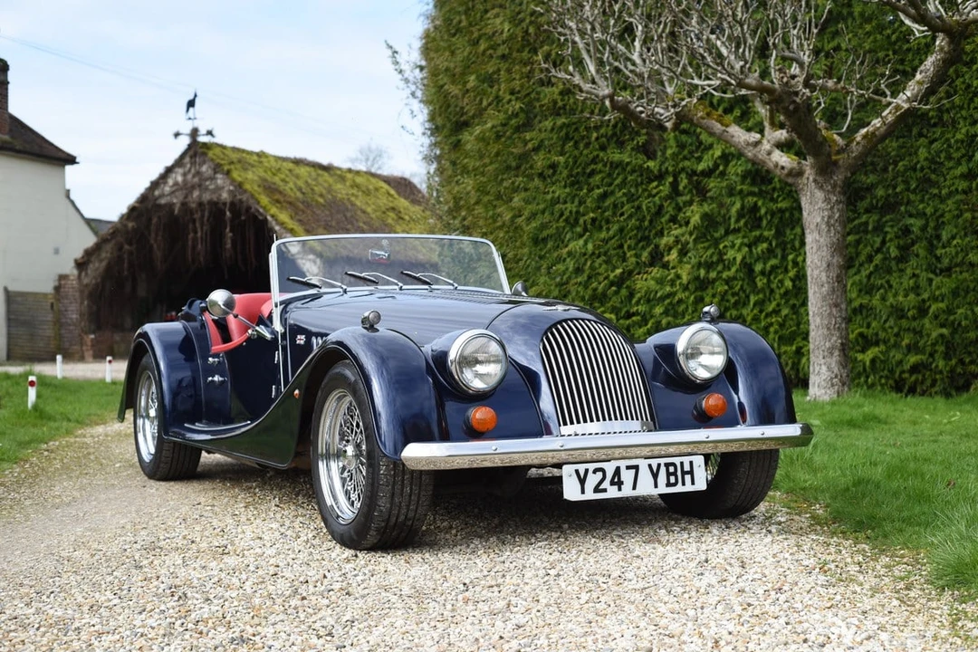 2001 Morgan Plus 8 - Image 2 of 30