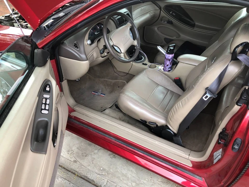 2001 Ford SN95 Mustang - Image 7 of 9
