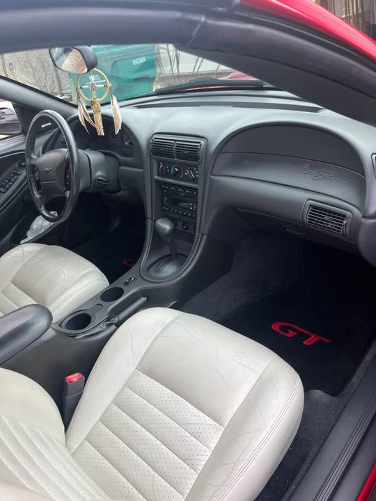 2001 Ford SN95 Mustang - Image 9 of 16