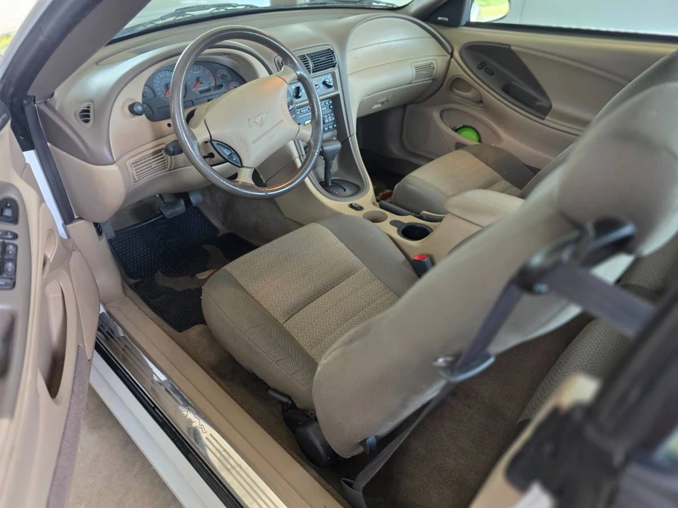 2001 Ford SN95 Mustang - Image 5 of 6