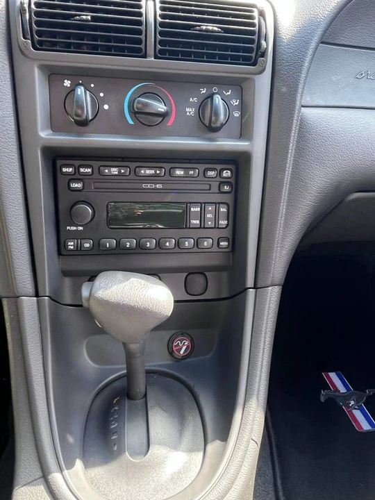 2001 Ford SN95 Mustang - Image 11 of 15