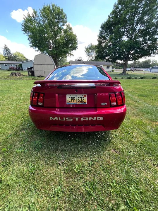 2001 Ford SN95 Mustang - Image 5 of 15