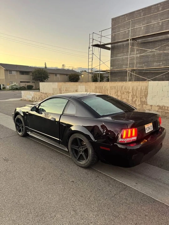 2001 Ford SN95 Mustang - Image 2 of 5