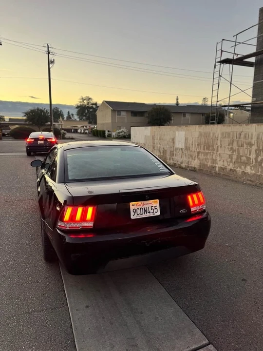 2001 Ford SN95 Mustang - Image 5 of 5