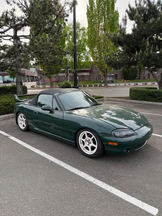 2001 Mazda NB MX-5 Miata - Image 5 of 10
