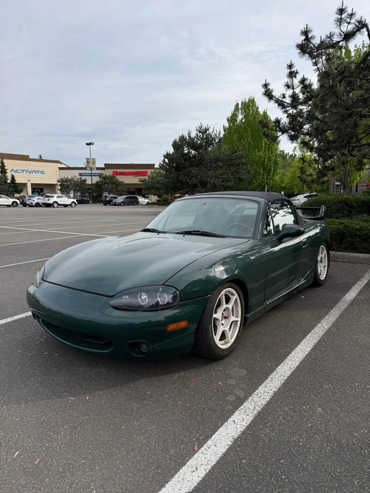2001 Mazda NB MX-5 Miata - Image 3 of 10