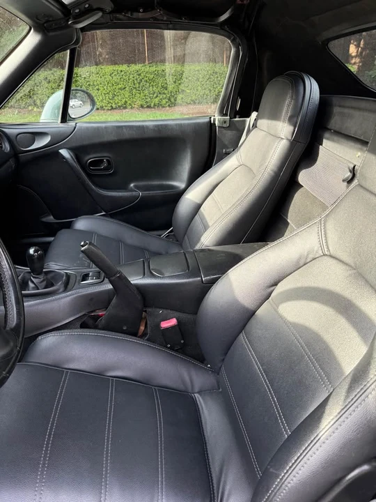2001 Mazda NB MX-5 Miata - Image 7 of 10