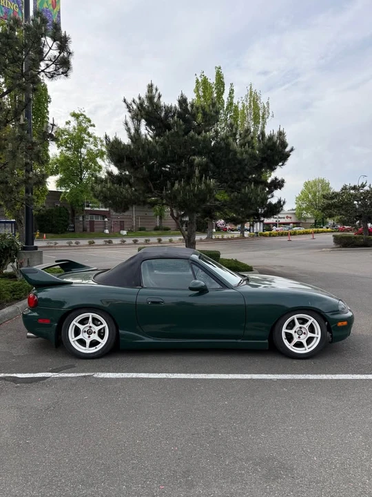 2001 Mazda NB MX-5 Miata - Image 6 of 10