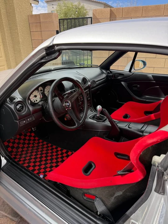 2001 Mazda NB MX-5 Miata - Image 6 of 10