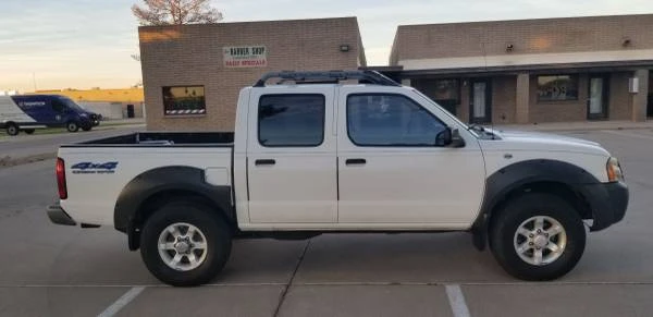 2001 Nissan Frontier 1st Gen - Image 5 of 21
