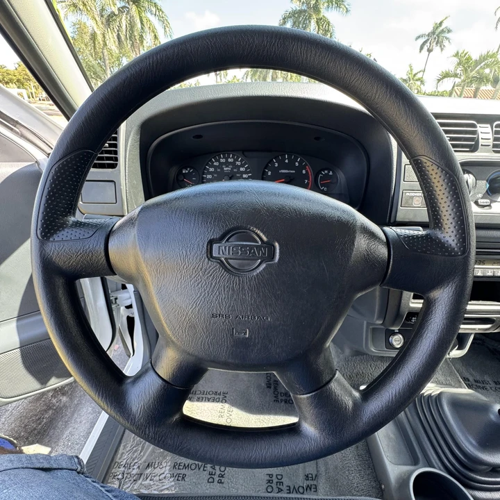 2001 Nissan Frontier 1st Gen - Image 20 of 21