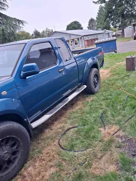2001 Nissan Frontier Crew Cab Nismo Pickup 4D 5 ft