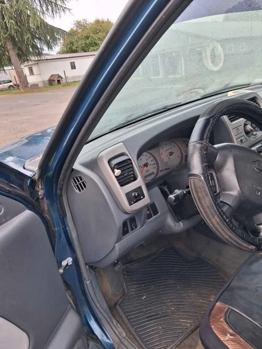 2001 Nissan Frontier 1st Gen - Image 7 of 7