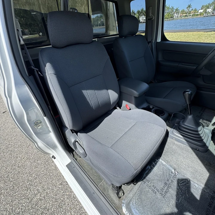 2001 Nissan Frontier 1st Gen - Image 15 of 21