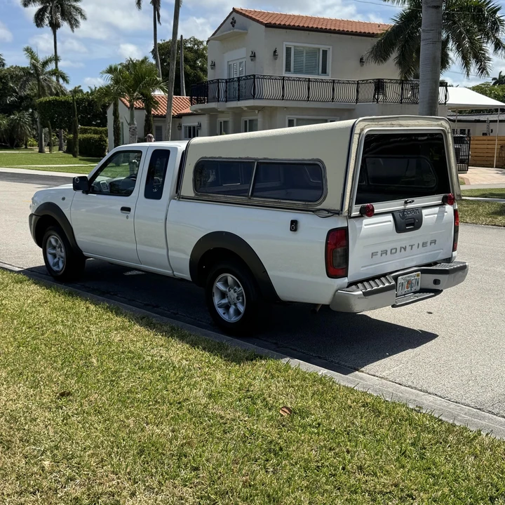 2001 Nissan Frontier 1st Gen - Image 8 of 12