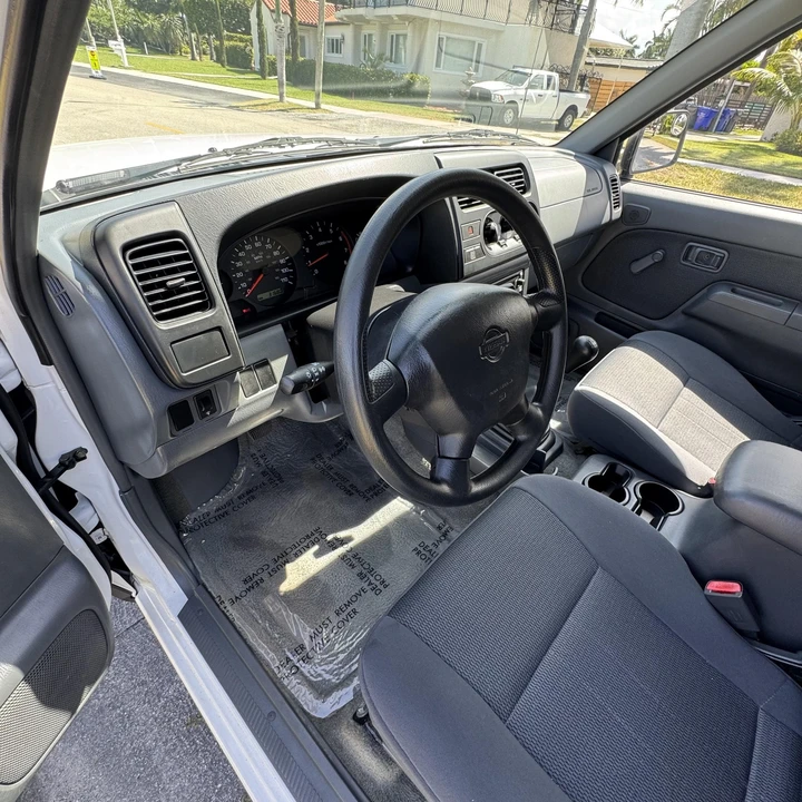 2001 Nissan Frontier 1st Gen - Image 19 of 21