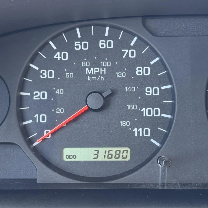 2001 Nissan Frontier 1st Gen - Image 20 of 21