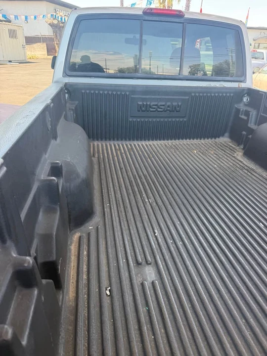 2001 Nissan Frontier 1st Gen - Image 2 of 10
