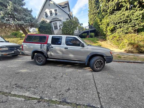 2001 Nissan Frontier Nismo Pickup 2D 6 ft
