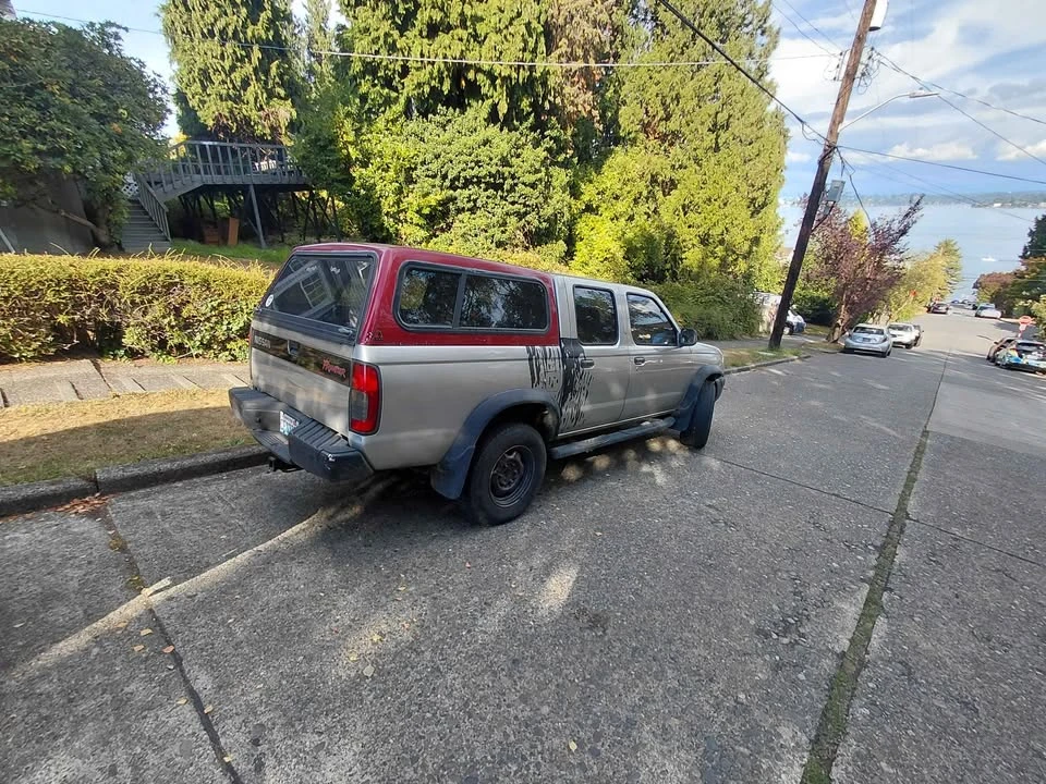 2001 Nissan Frontier 1st Gen - Image 4 of 8