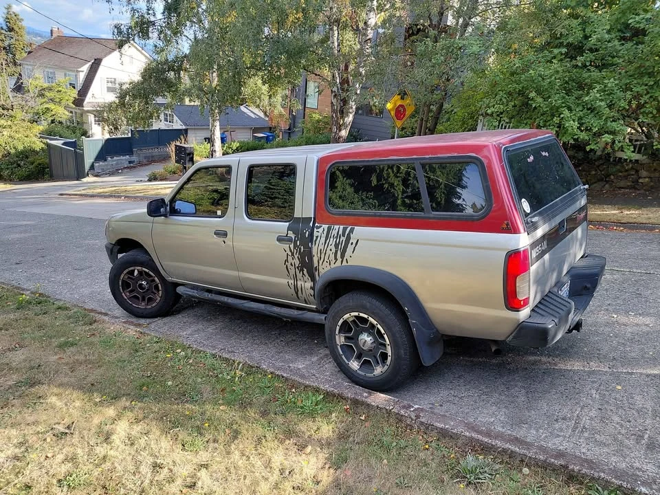 2001 Nissan Frontier 1st Gen - Image 8 of 8