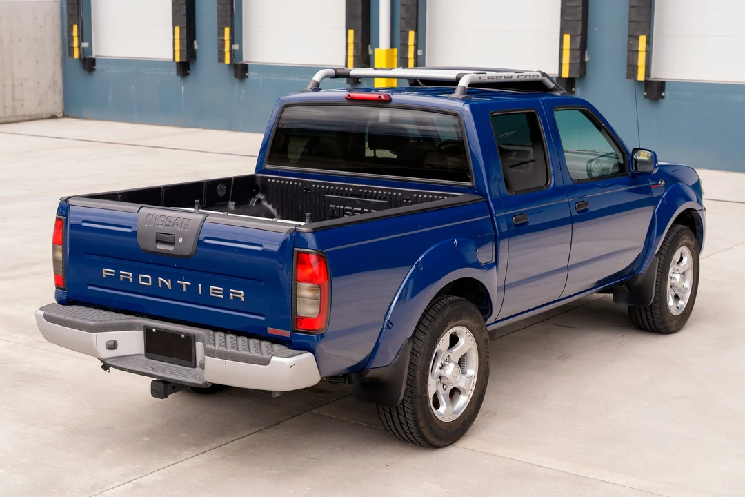 2001 Nissan Frontier 1st Gen - Image 29 of 31