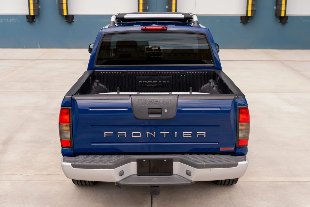 2001 Nissan Frontier 1st Gen - Image 23 of 31
