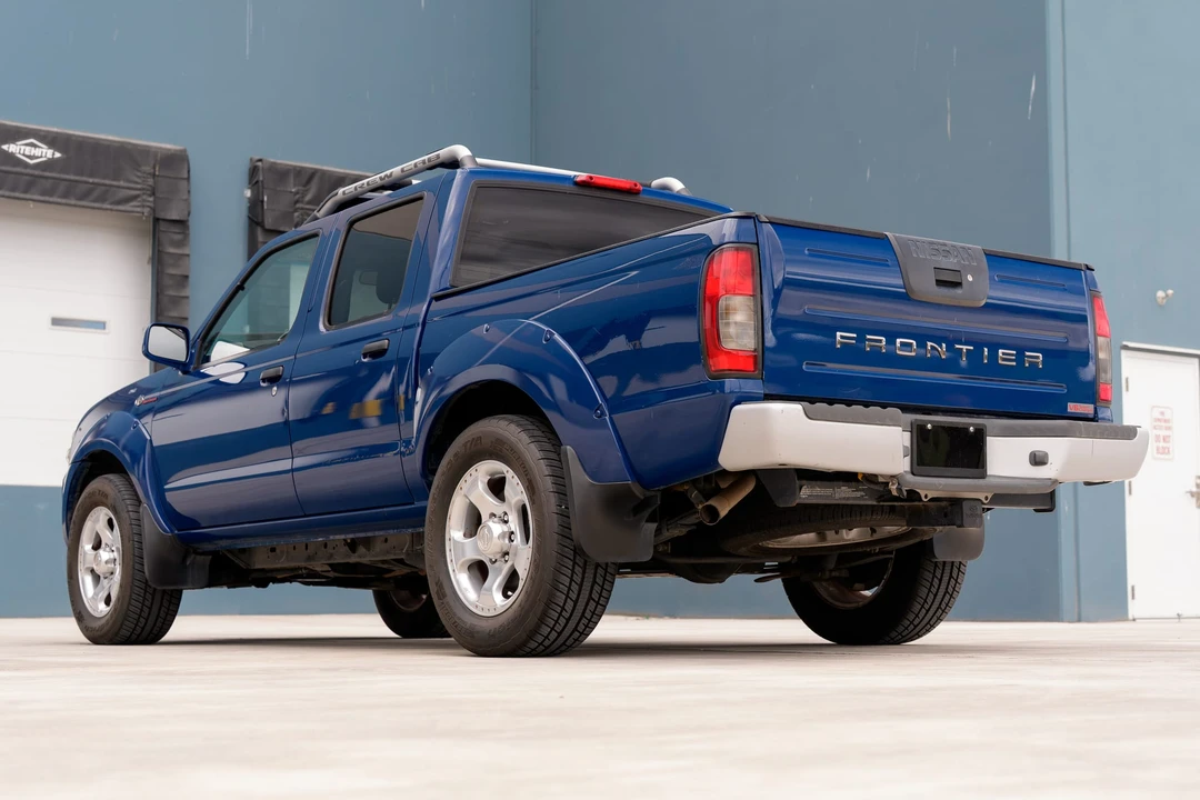 2001 Nissan Frontier 1st Gen - Image 16 of 31