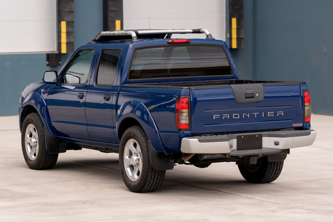 2001 Nissan Frontier 1st Gen - Image 13 of 31