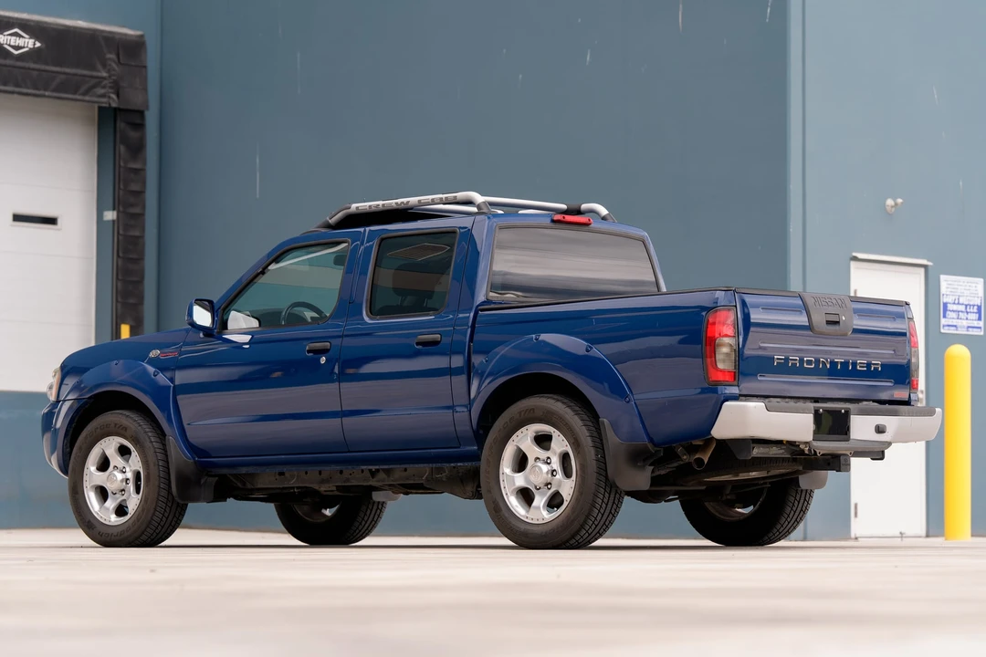 2001 Nissan Frontier 1st Gen - Image 11 of 31