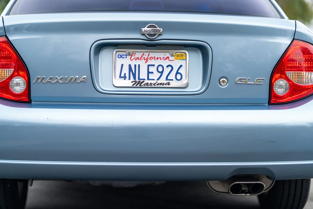 2001 Nissan Maxima 5th Gen - Image 15 of 31