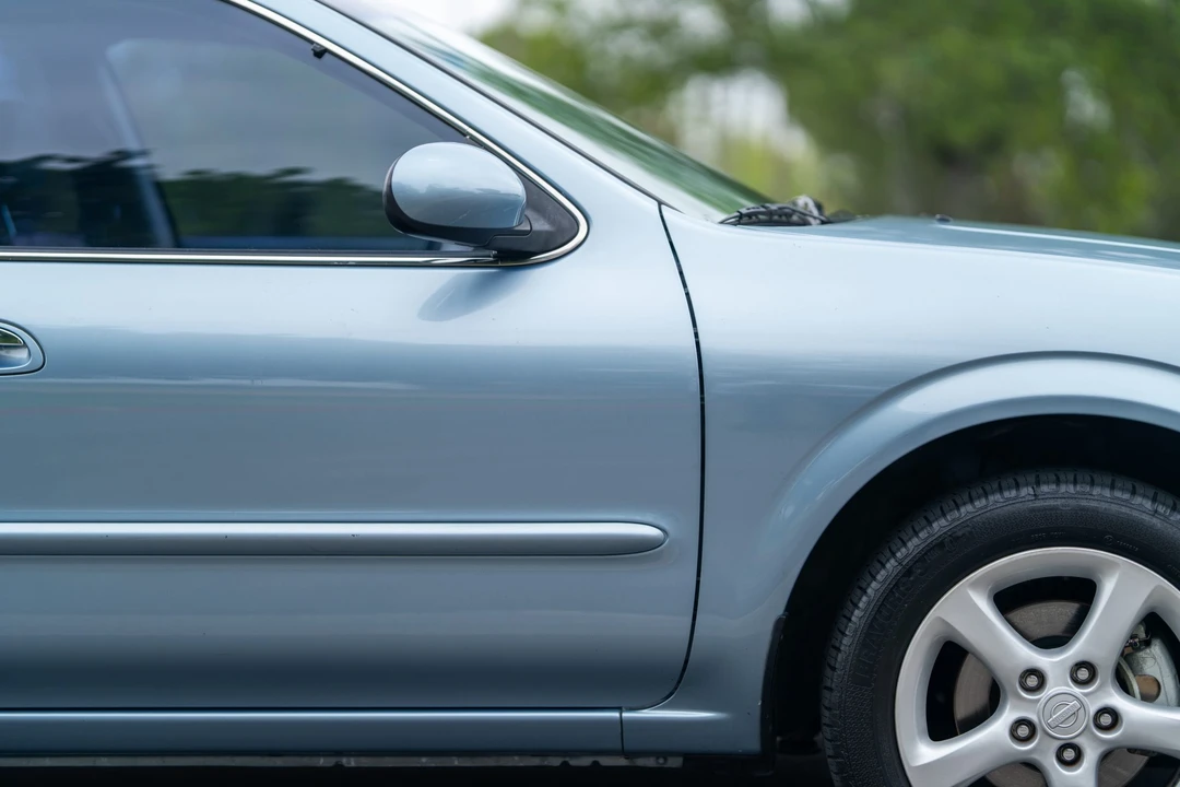 2001 Nissan Maxima 5th Gen - Image 19 of 31