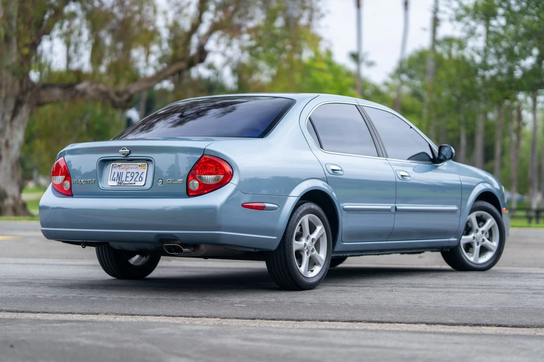 2001 Nissan Maxima 5th Gen - Image 6 of 31