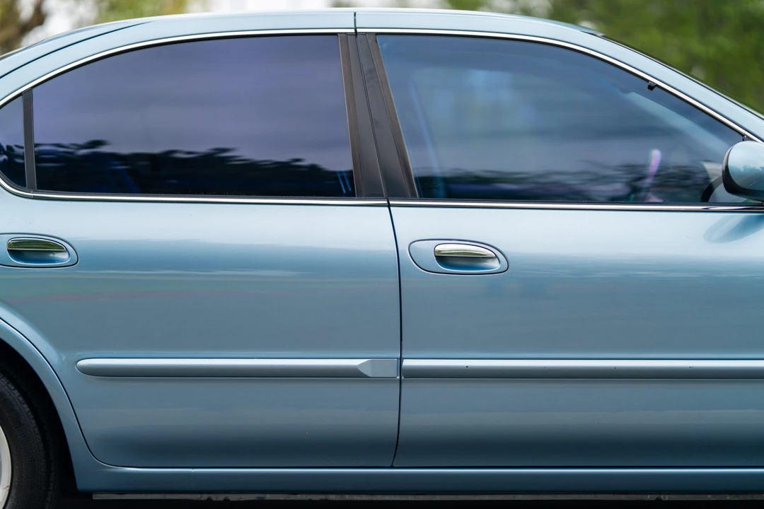 2001 Nissan Maxima 5th Gen - Image 18 of 31
