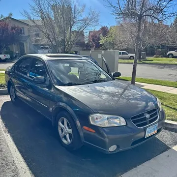 2001 Nissan Maxima GLE Sedan 4D