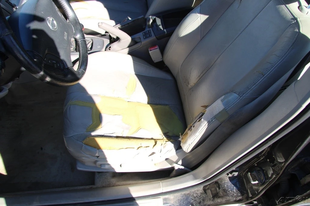 2001 Nissan Maxima 5th Gen - Image 21 of 21