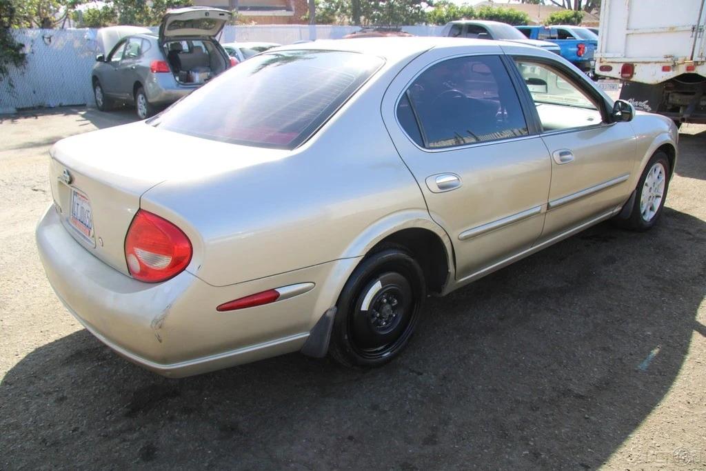 2001 Nissan Maxima 5th Gen - Image 7 of 21