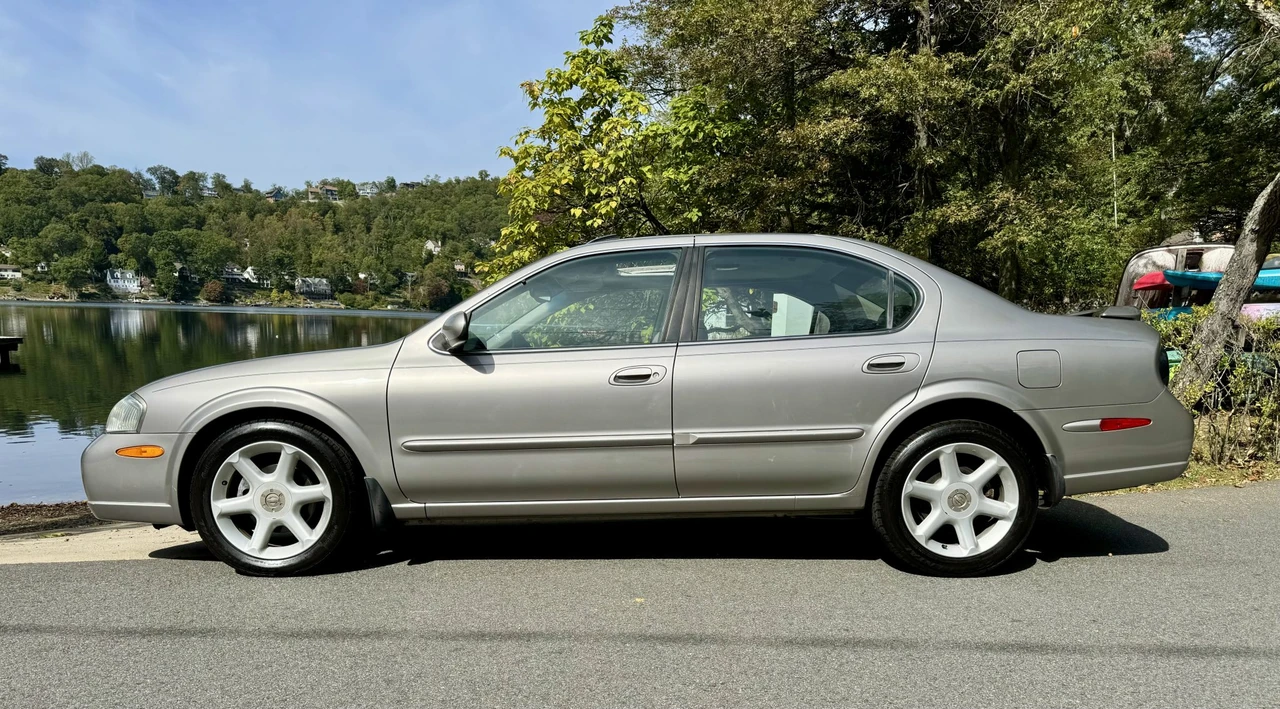2001 Nissan Maxima 5th Gen - Image 6 of 31