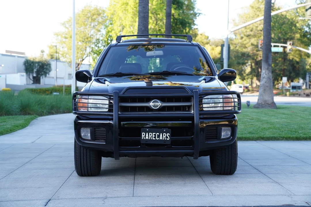 2001 Nissan Pathfinder 2nd Gen - Image 2 of 31
