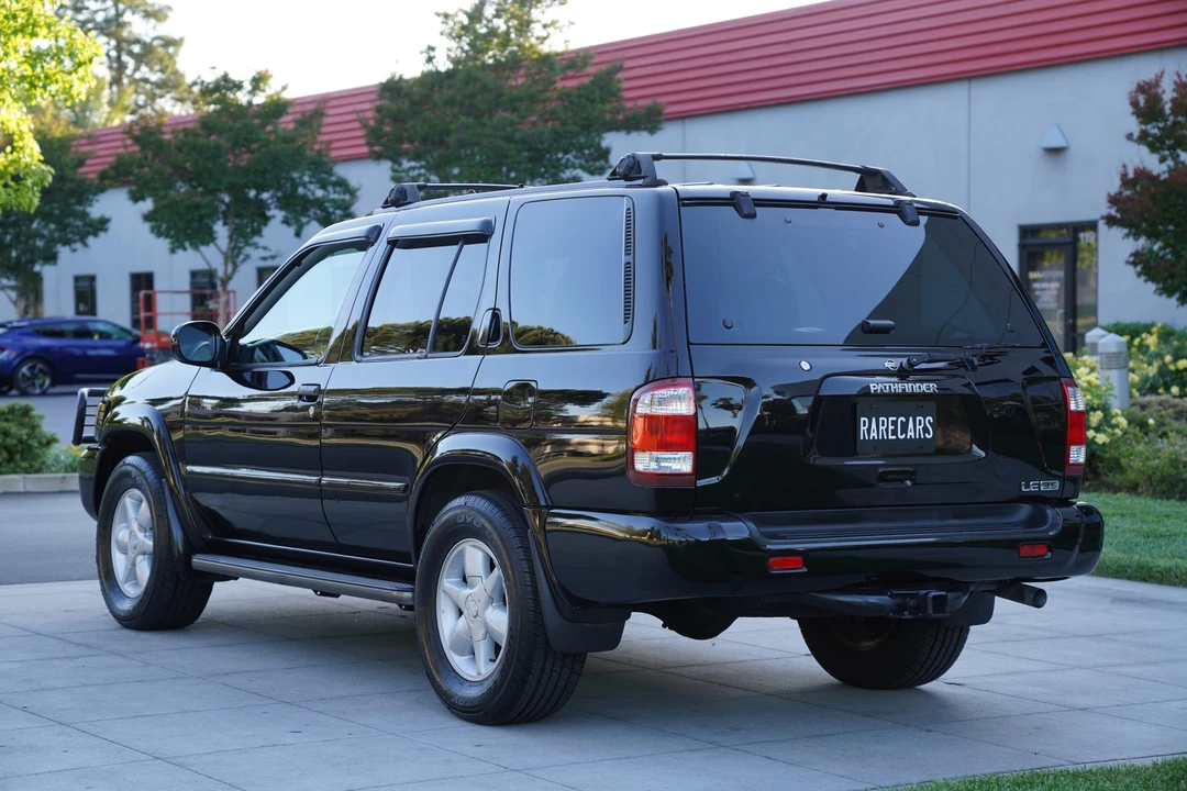 2001 Nissan Pathfinder 2nd Gen - Image 15 of 31
