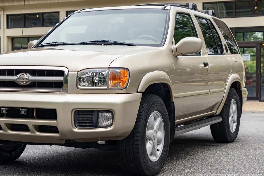 2001 Nissan Pathfinder 3rd Gen - Image 16 of 21