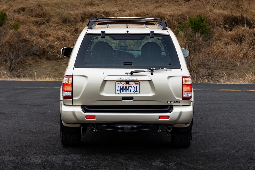 2001 Nissan Pathfinder 2nd Gen - Image 5 of 31