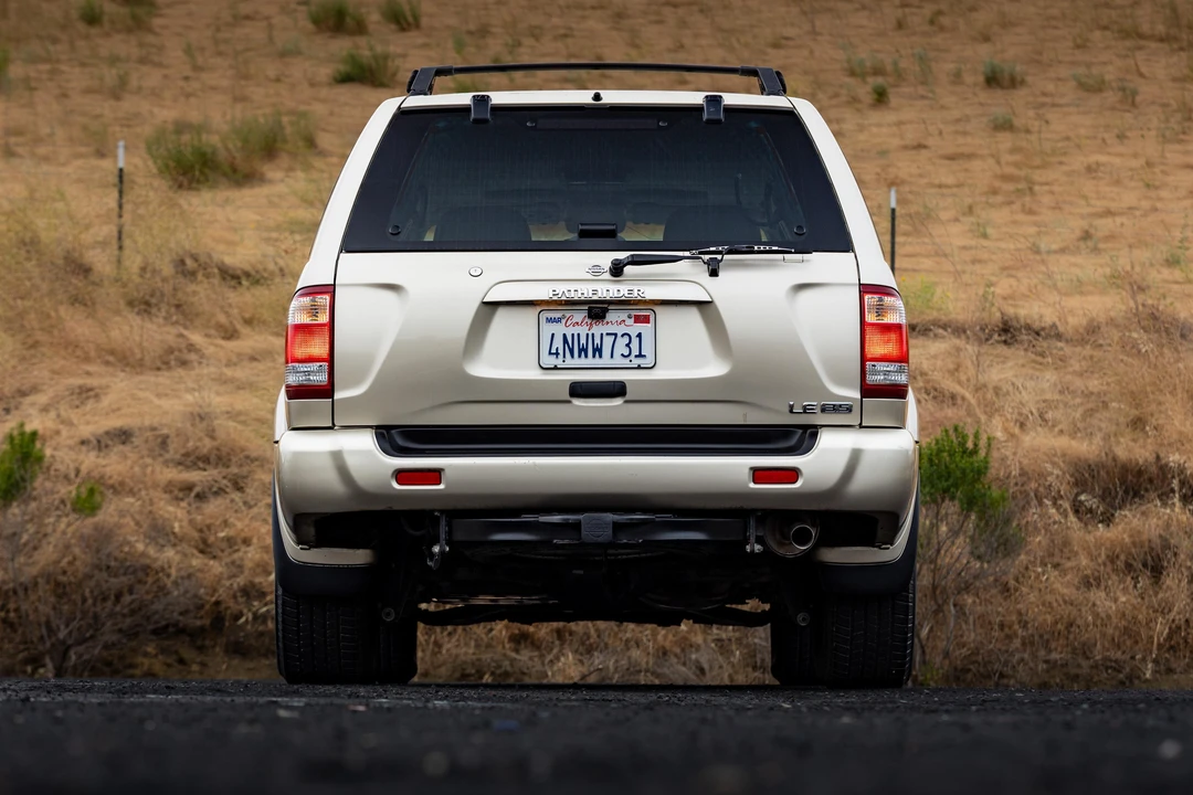 2001 Nissan Pathfinder 2nd Gen - Image 24 of 31