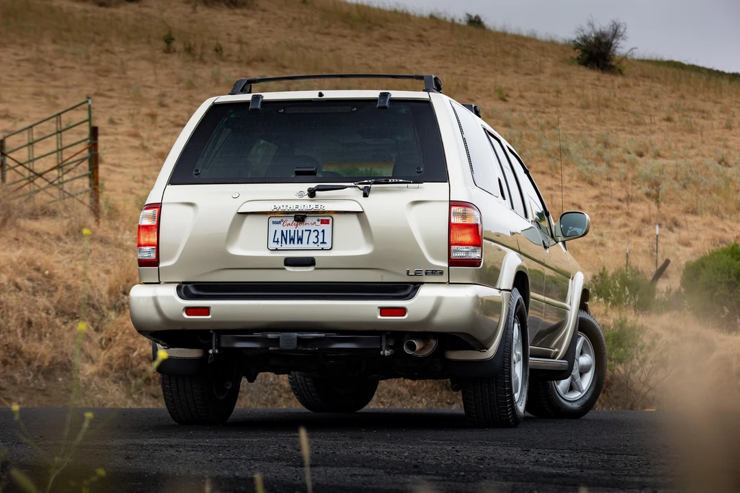 2001 Nissan Pathfinder 2nd Gen - Image 26 of 31