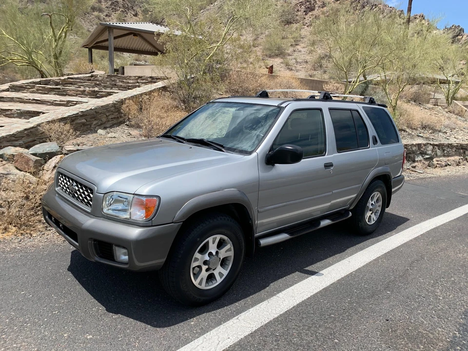 2001 Nissan Pathfinder 2nd Gen - Image 8 of 31